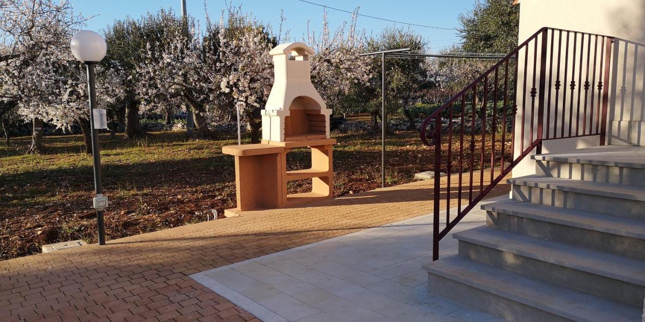 Tra Gli Ulivi Villa Putignano Exterior foto