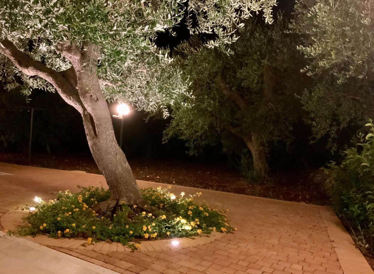 Tra Gli Ulivi Villa Putignano Exterior foto